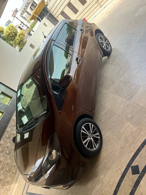 Toyota Vitz 2015 total original 8