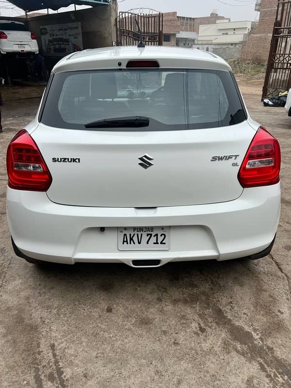 Suzuki Swift 2022 6