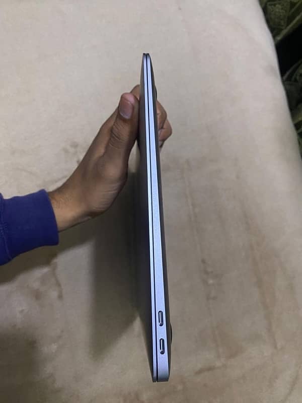 Macbook Air m1 2020 8gb / 256 gb space grey 3