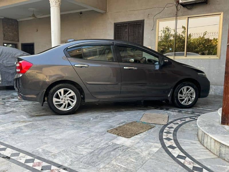 Honda City Aspire Prosmatic  tope of the line 2021 3