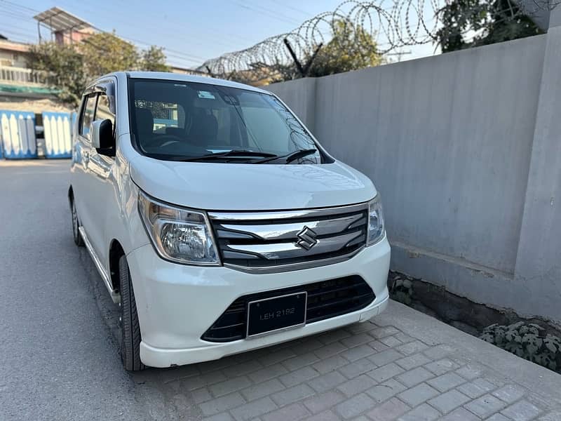 Suzuki Wagon R 2014 1