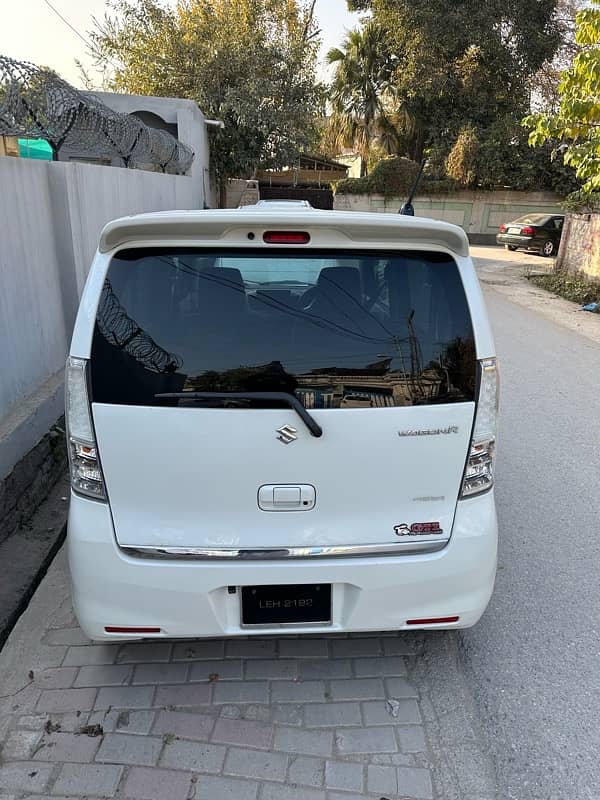 Suzuki Wagon R 2014 4