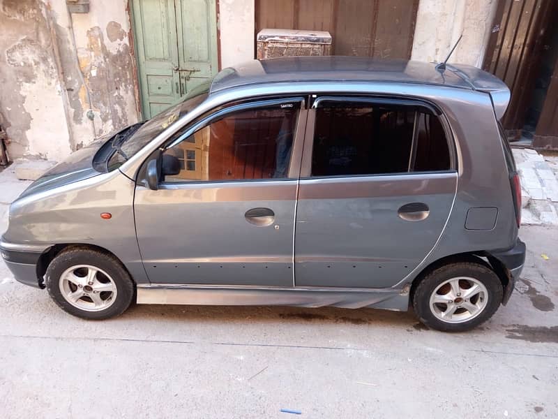 Hyundai Santro 2006 model 3