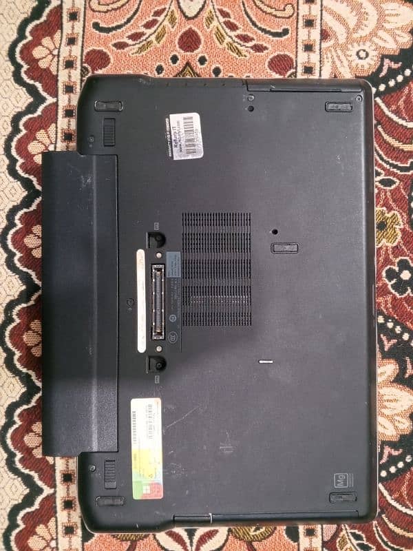 Dell Latitude E6330 5