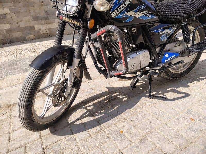 SUZUKI GS150 SE 2021 FOR SALE IN MINT CONDITION 1