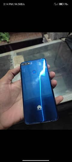 huawei y 7  with box.  bord ded condition 10of10