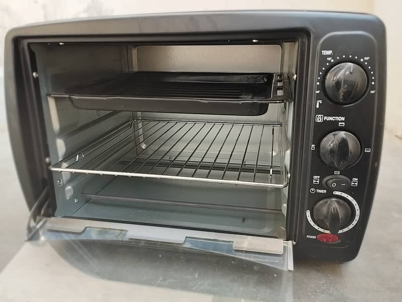 Westpoint Oven Model (WF-2310RK) 0