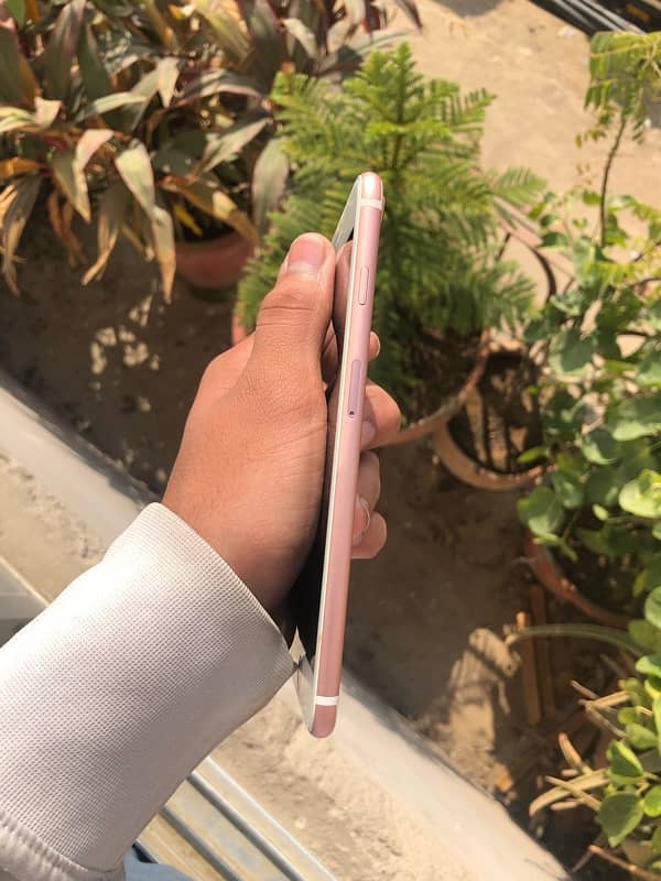 iphone 7 plus 128 gb pta approved 4