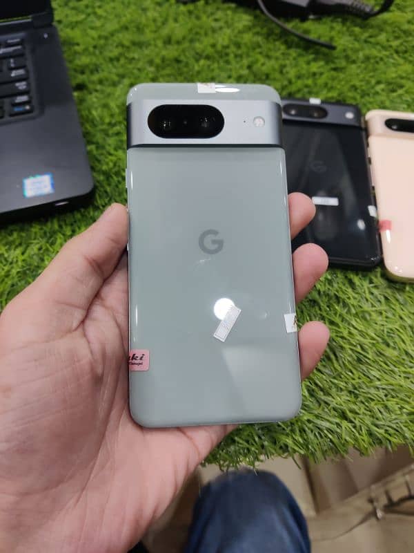 Google pixel 8 2