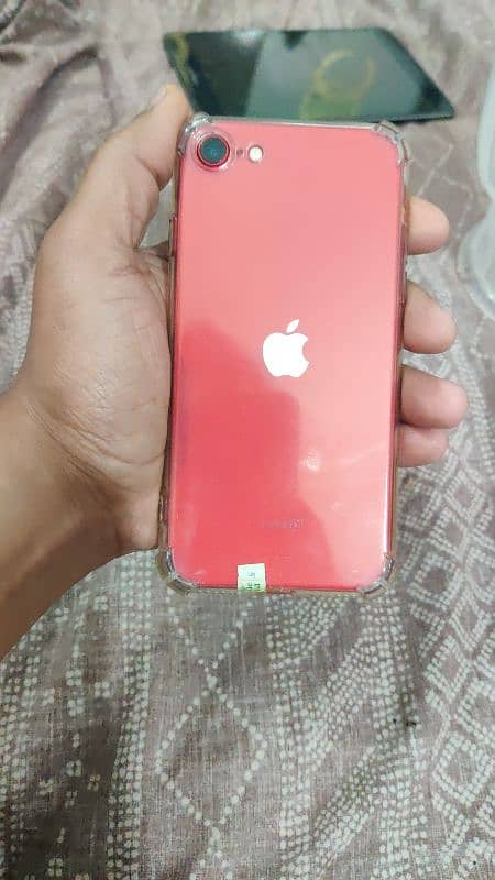 iPhone se 2020 128GB 3