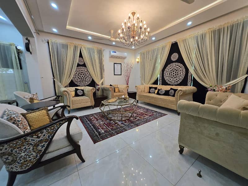 1 Kanal Brand New Luxury House With GASS For Sale In Lake City - Sector M-3 Lahore 0