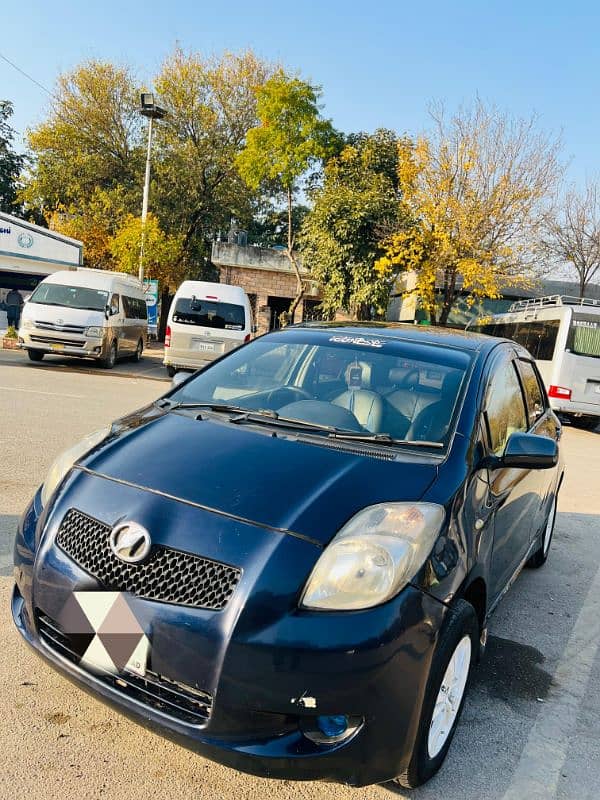 Toyota Vitz 2006 1000 cc 3