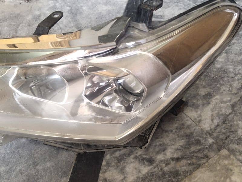 Toyota axio fielder headlight 2016, 2