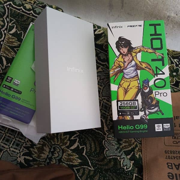 Infinix hot 40 pro 108 mega pixel back camera 10/10 new condition 1