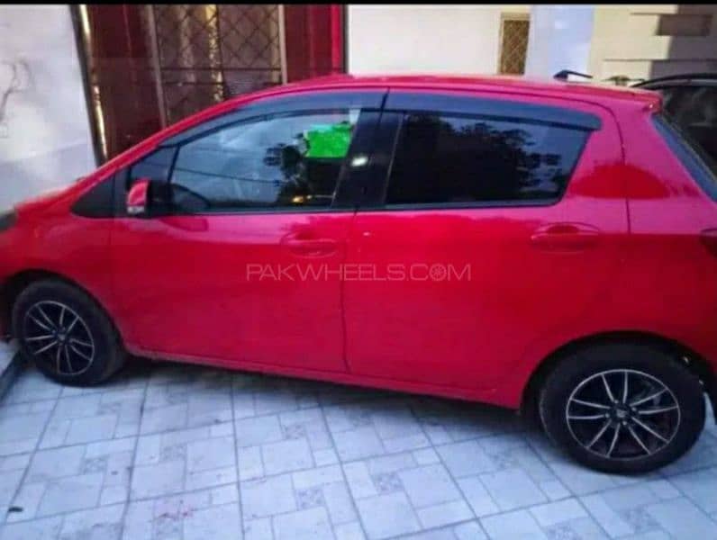 Toyota Vitz 2014 1