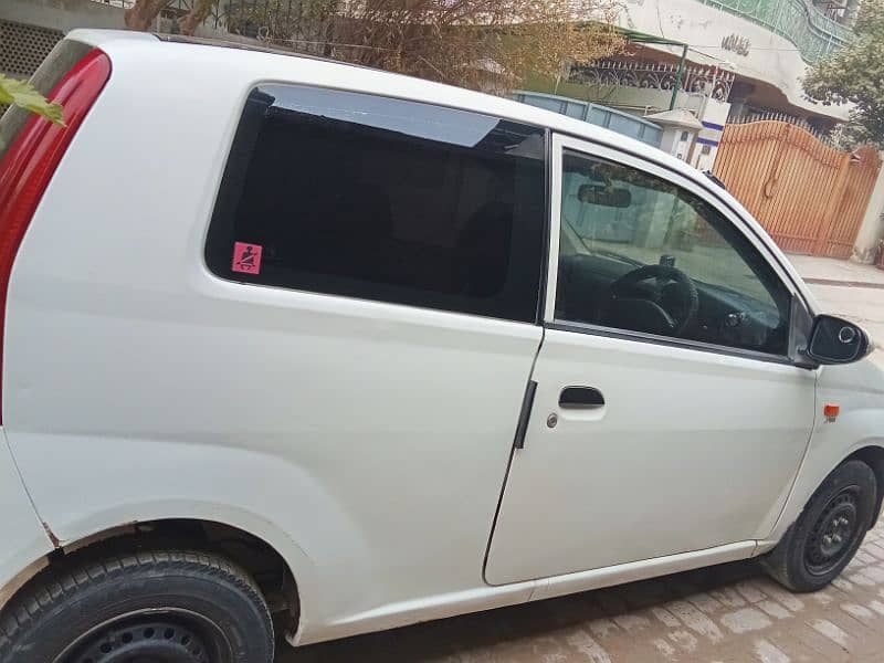 Daihatsu Mira 2012 3