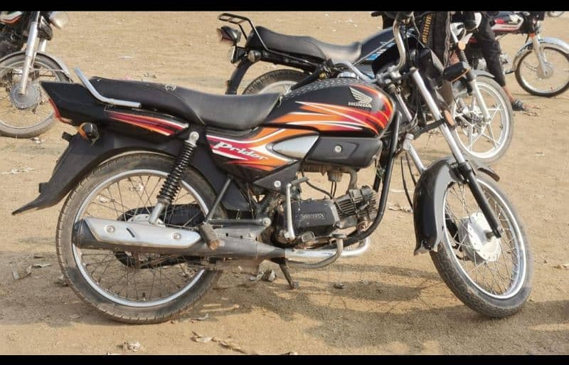 Honda prider 17 modal new condition 1