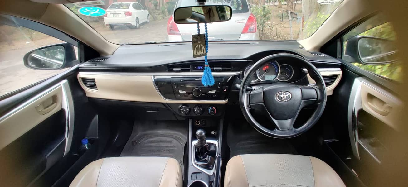 Toyota Corolla GLI 2015 4