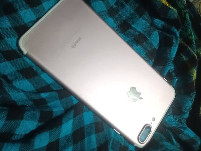 I phone 7plus 256gb with box 2