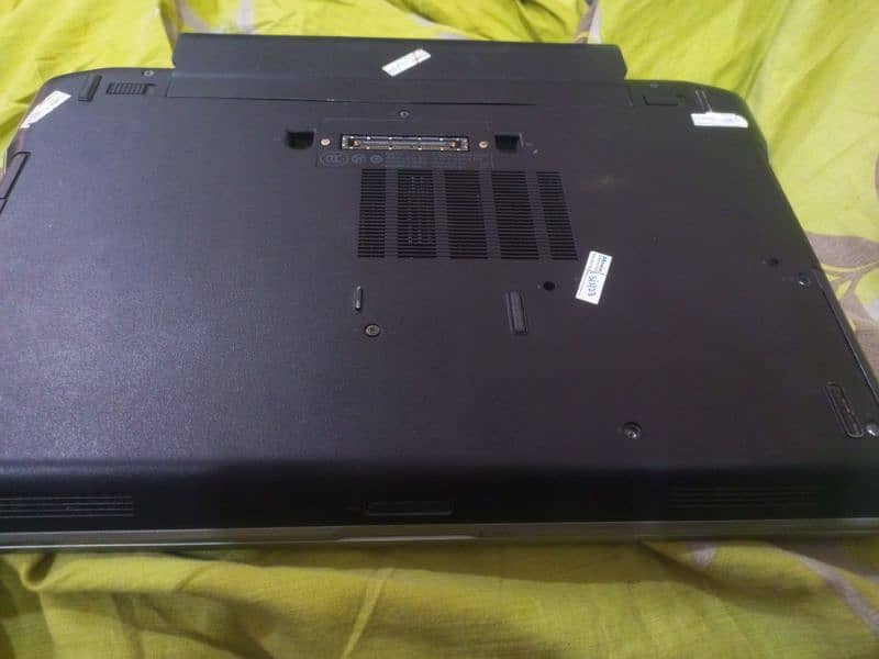 Dell laptop 0