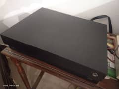 Xbox One X (Used like new)