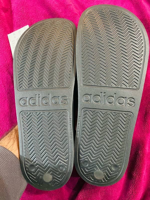 Adidas slides / sandals / shoes / chappal 4