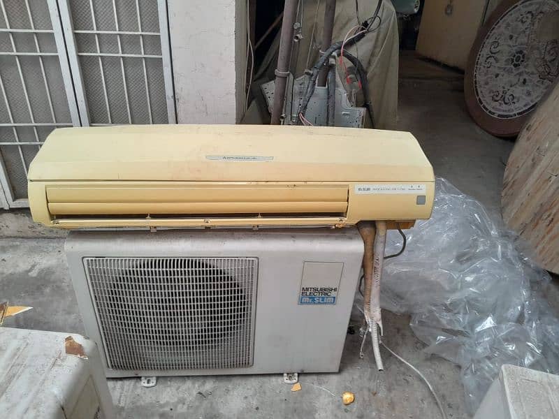 Four Mitsubishi 1.5 Ton AC in working Condition 3