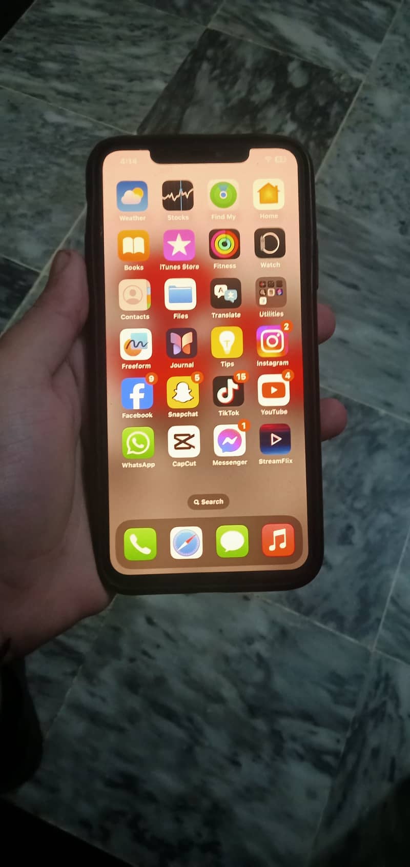 Apple iPhone 11 Pro Max 2