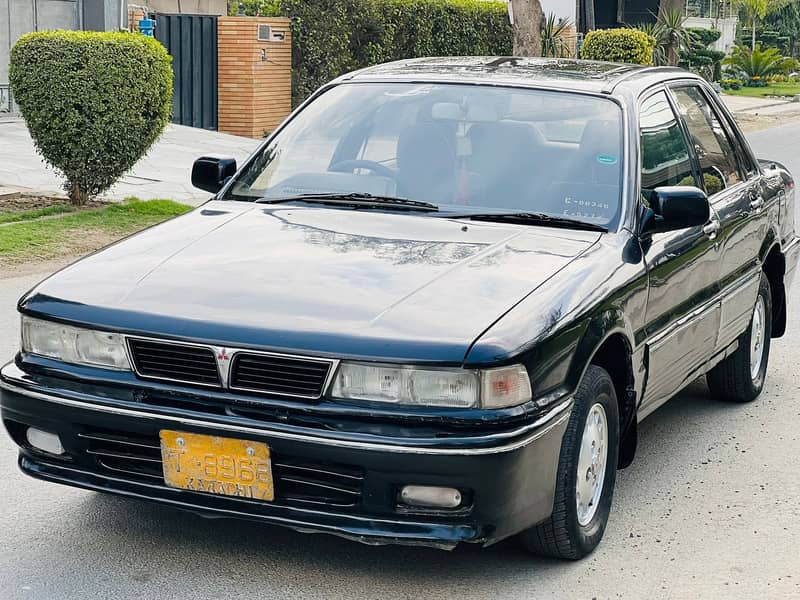 Mitsubishi Galant 1992 Totally original Mint condition 1