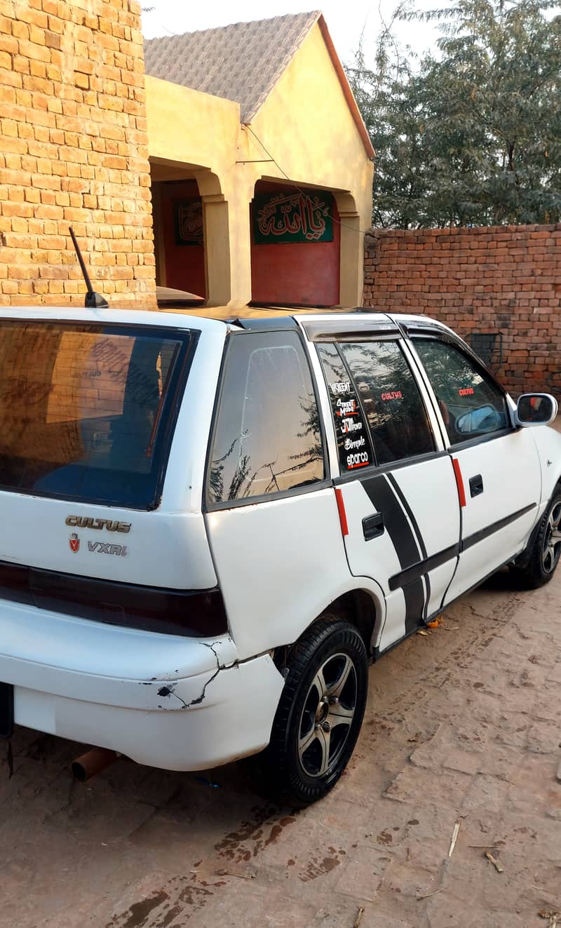 Suzuki Cultus VXR 2006 0/3/0/9/7/7/1/6/5/5/0 ac chalo h 20 klmtr per l 7