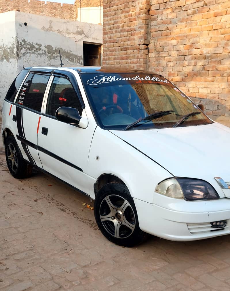 Suzuki Cultus VXR 2006 0/3/0/9/7/7/1/6/5/5/0 ac chalo h 20 klmtr per l 10