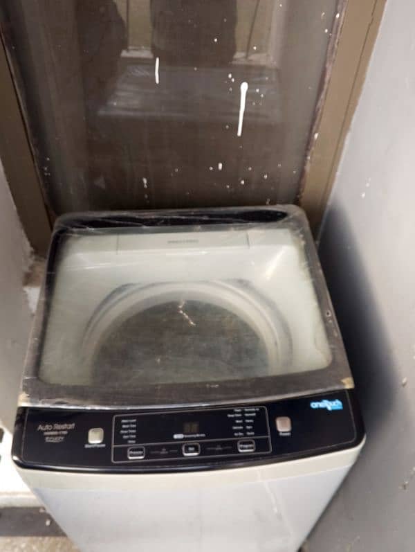 9 Kg top load washing machine, in mint condition. 1 month used 7