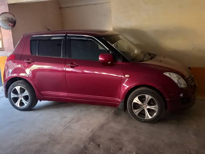 Suzuki Swift 2012 1