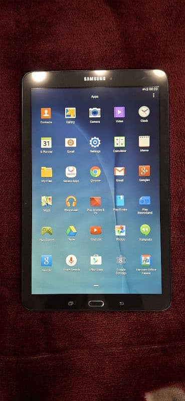 Samsung galaxy Tab E 4