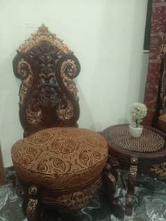 chinioti wood chairs