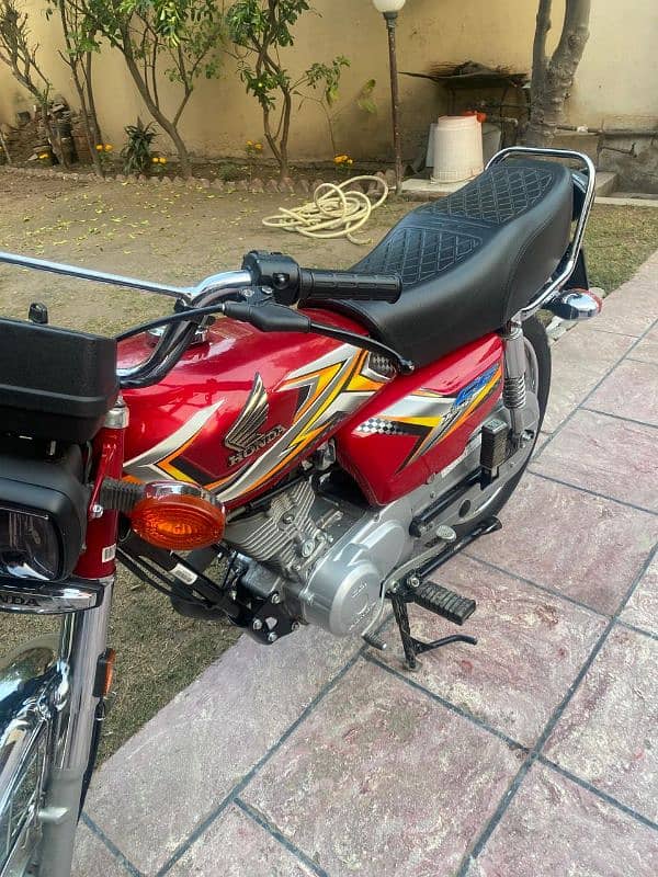 Honda 125 New 4