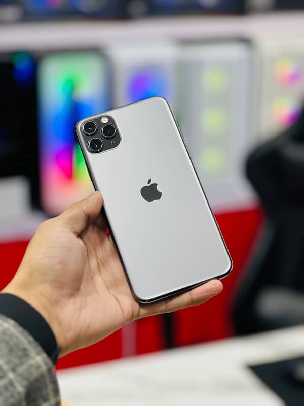 Iphone 11 Pro Max 64GB Non PTA JV 3