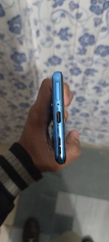 OnePlus 9 blue 3