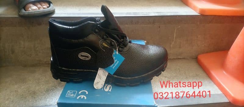 safety shoes with steel toe 1