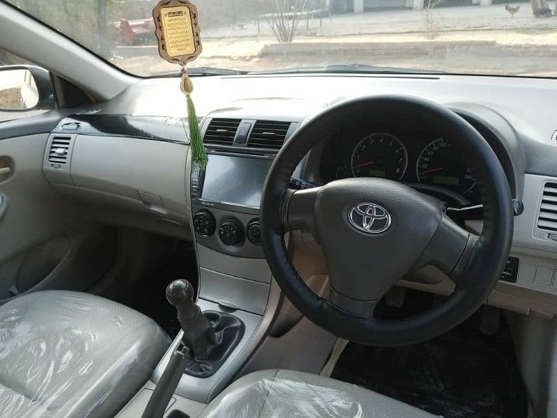 Toyota Corolla GLI 2010 8