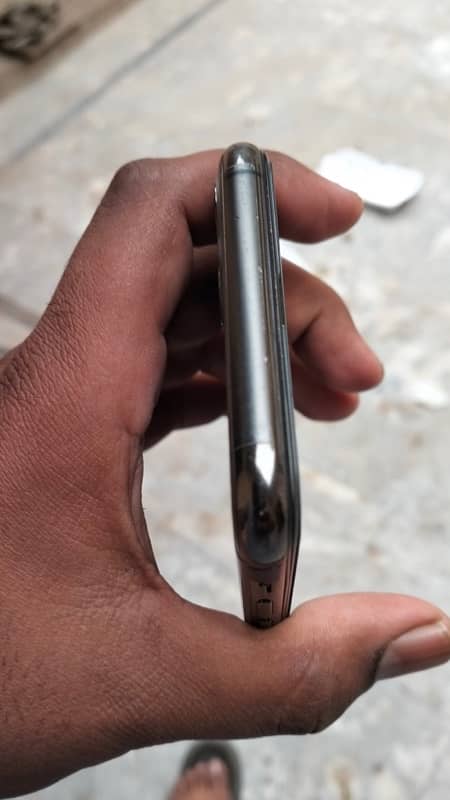 IPhone 11 Pro Max 256 gb non Pta . Battery change. panel doted 12