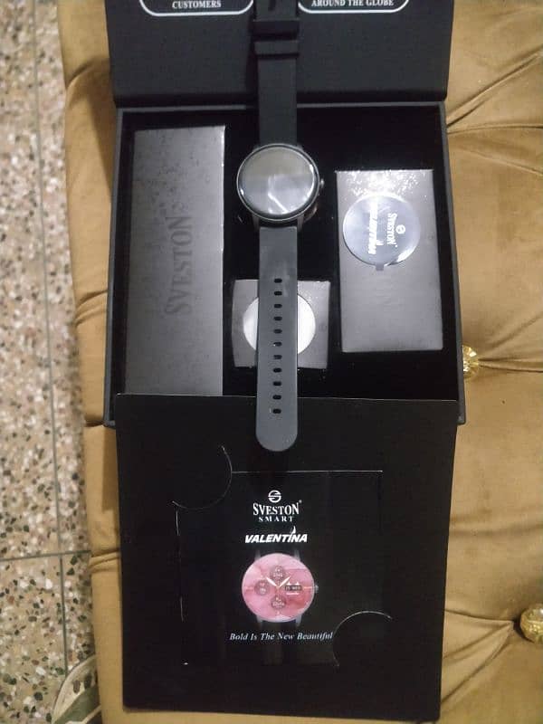 Brand New Seveston Valentina smart watch 3