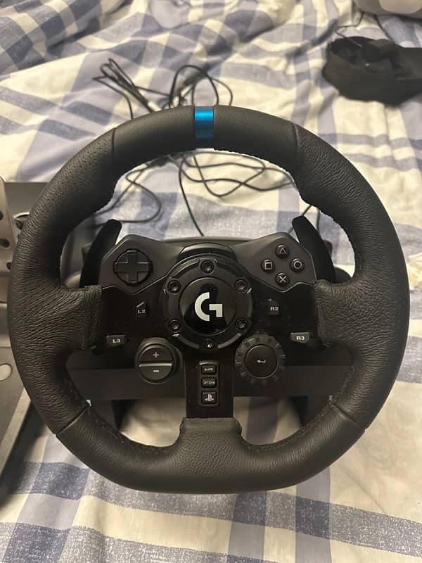 Logitech G923 with shifter (Playstation/PC version) 1