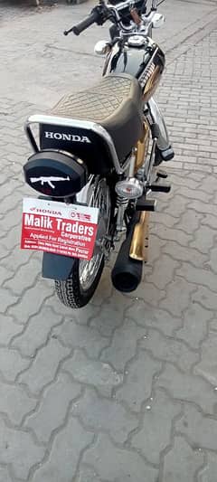 125 Honda self start golden colour