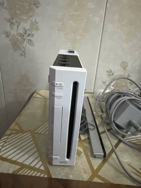 Nintendo wii console 1