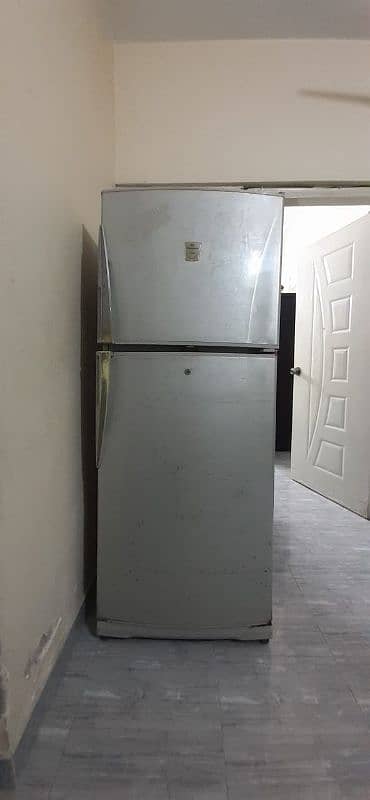 Dawlence Signature Refrigerator/Fridge [Excellent Condition] 0