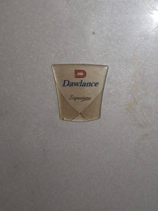 Dawlence Signature Refrigerator/Fridge [Excellent Condition] 11