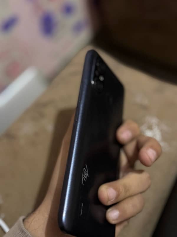 itel A49  2/32 GB 4