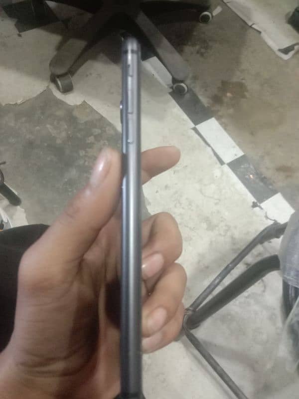 I phone 8plus total janiyan condition 10/9.5 1