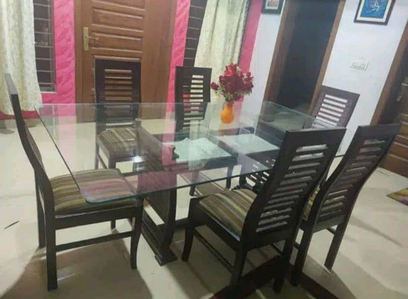 Pure Wooden Dining table 6 seater available 0